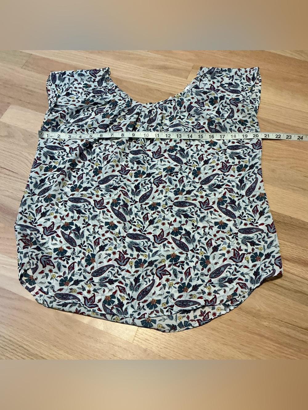 LC Lauren Conrad | White Floral Back Tie Blouse size Medium - Picture 9 of 10